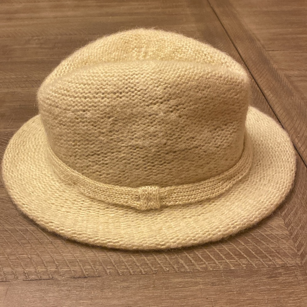 NWT Vintage Arlin Cream Acrylic Knit Hat - Picture 4 of 7